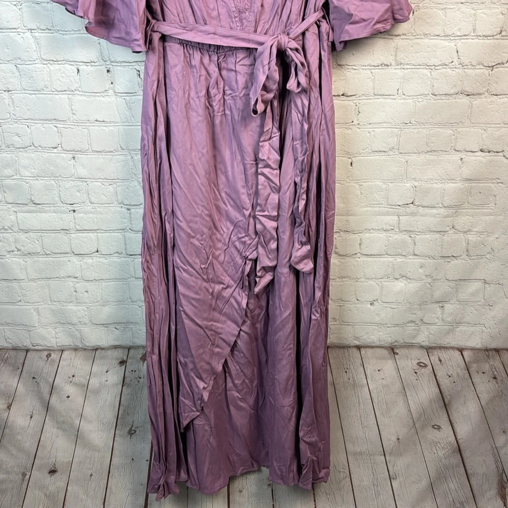 BloomChic Lavender Lace Front Ruffle Pocket Dress Plus Size 1X - Picture 5 of 6